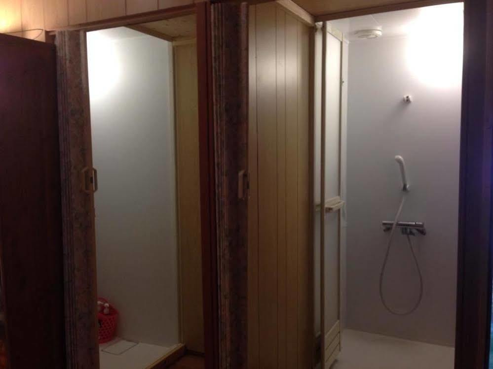 Goto Guest House Utojuku Exterior photo